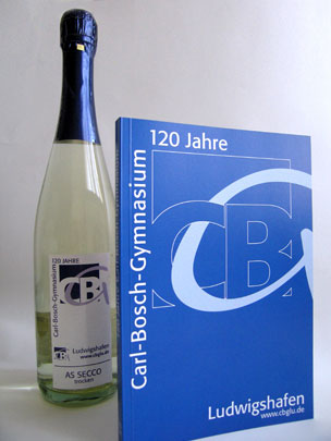 broschüre und flaschenetikett: 120 jahre